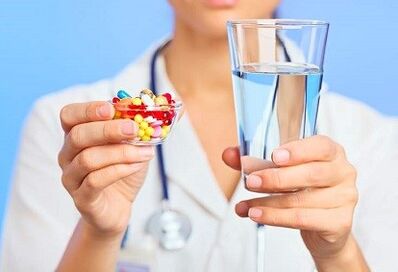 Treat cystitis with antibiotics